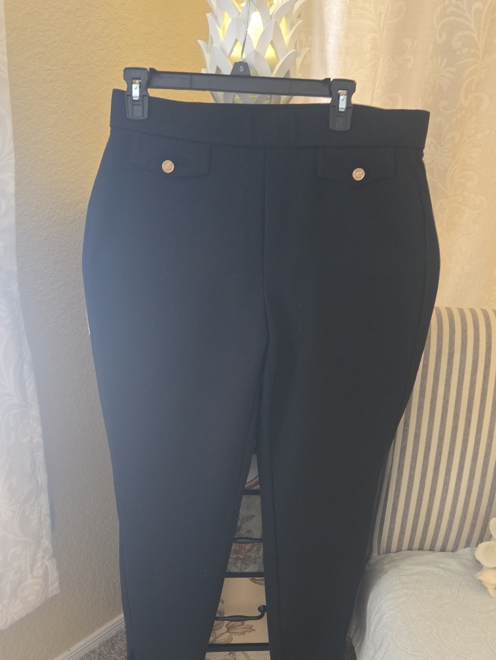 ✨️🌸Michael Kors Sleek Black Ponte Knit Pull-On Pants L